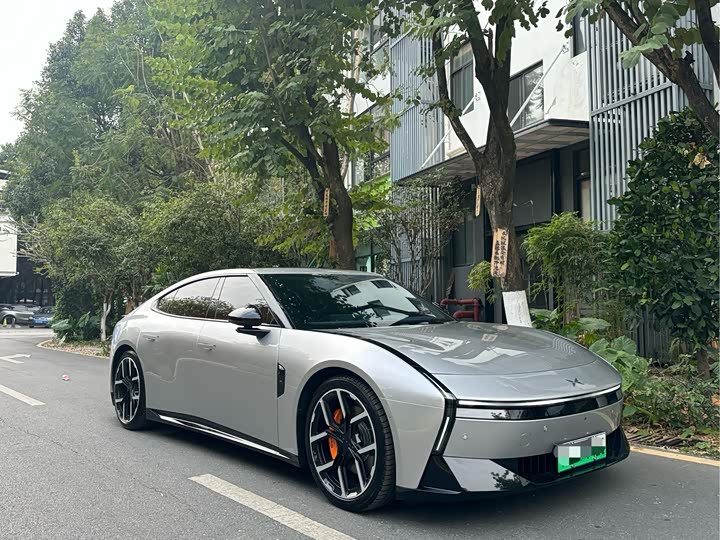 Фото 3 - XPeng P7