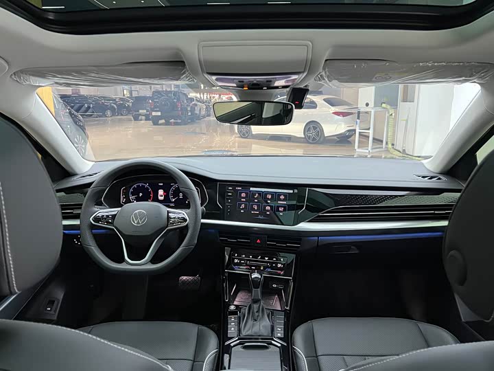 Фото 4 - Volkswagen Passat