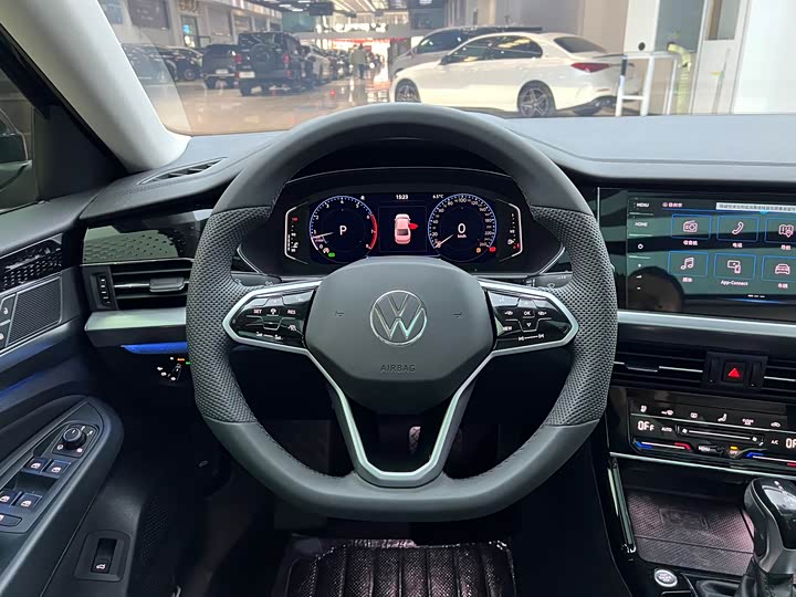 Фото 6 - Volkswagen Passat