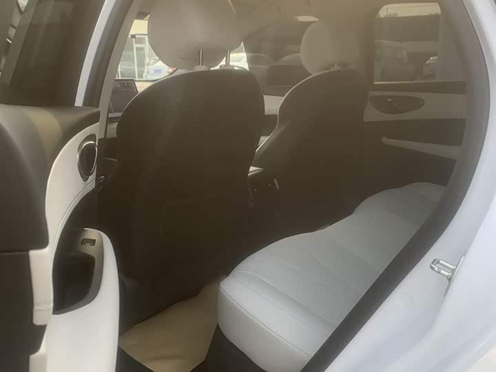 Фото 2 - BYD Seal 05 DM-i Hybrid