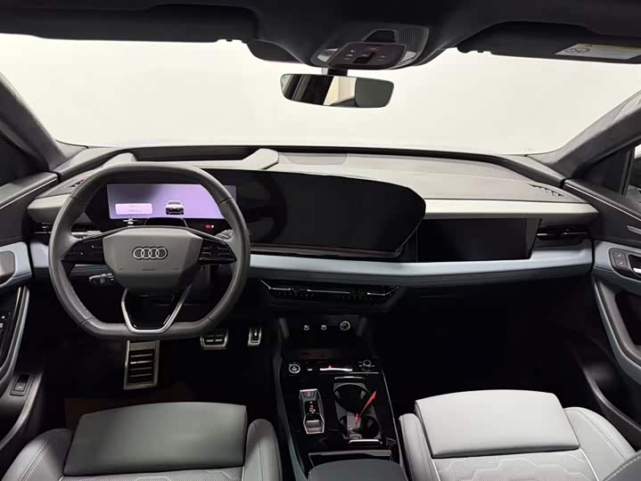 Фото 6 - Audi Q6L e-tron