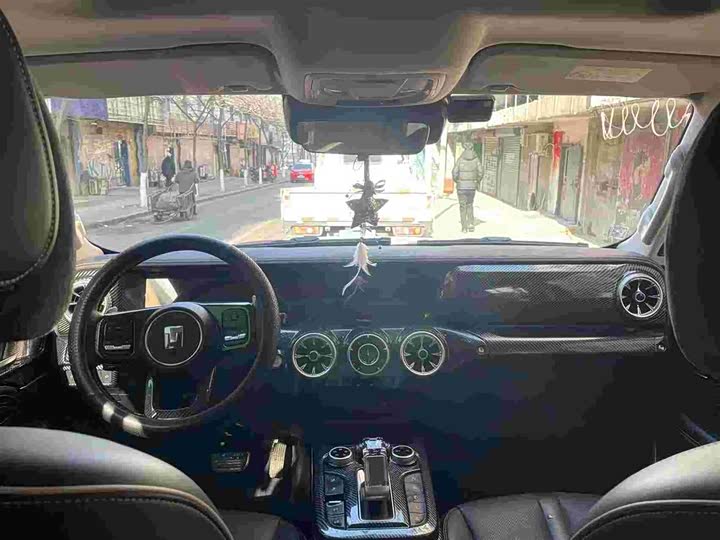 Фото 5 - Tank 300