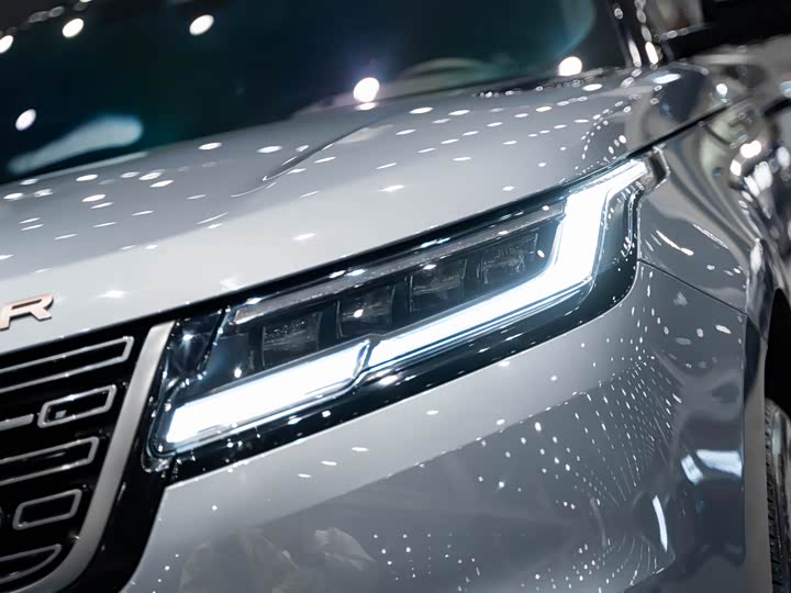 Фото 3 - Land Rover Range Rover Velar