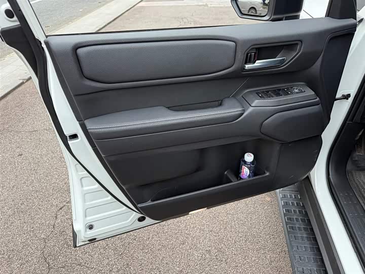 Фото 6 - Toyota Prado