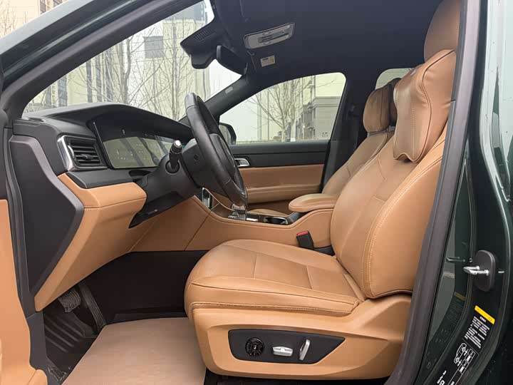 Фото 8 - LiXiang One