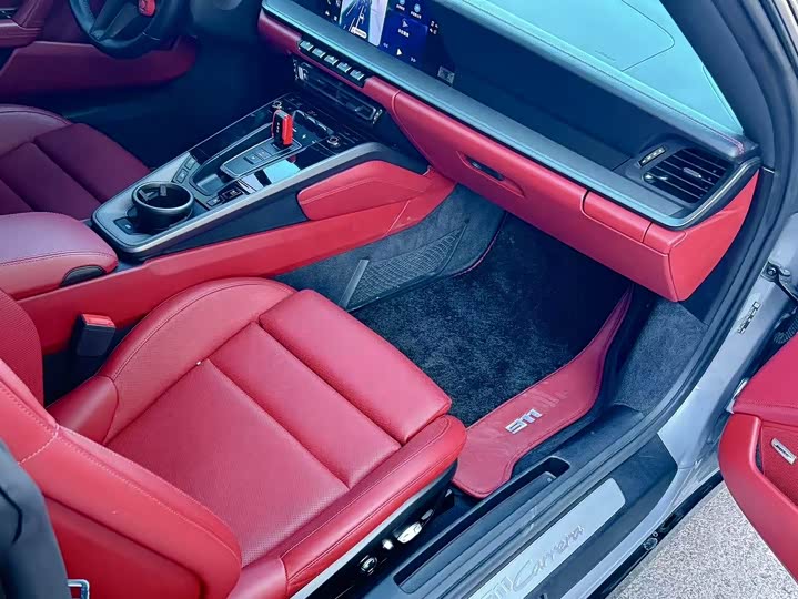 Фото 4 - Porsche 911