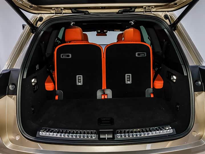 Фото 9 - LiXiang L8