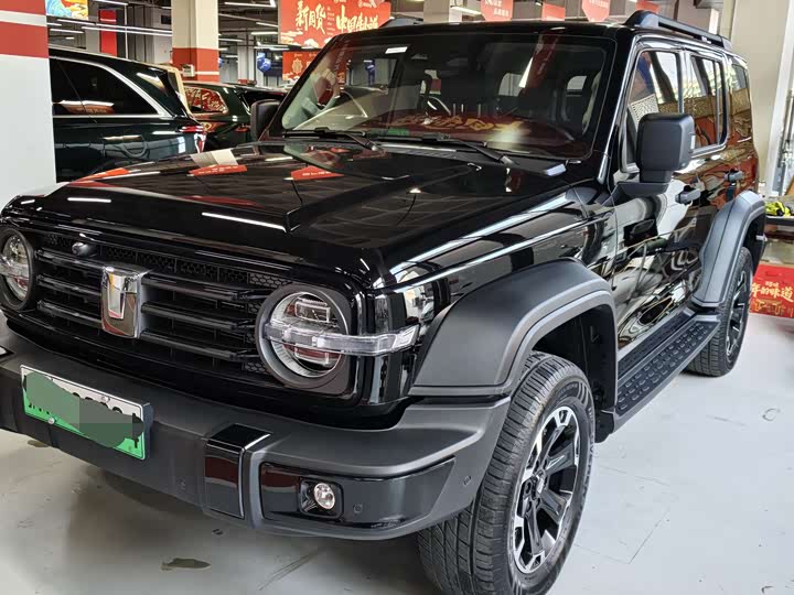 Фото 1 - Tank 300 Hybrid