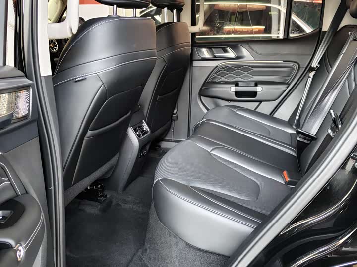 Фото 6 - Tank 300 Hybrid