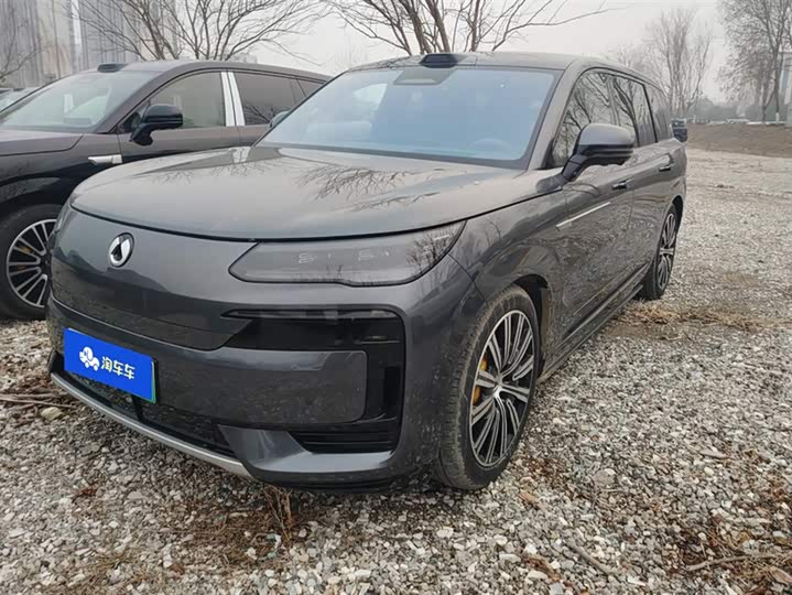 Фото 1 - Denza N9