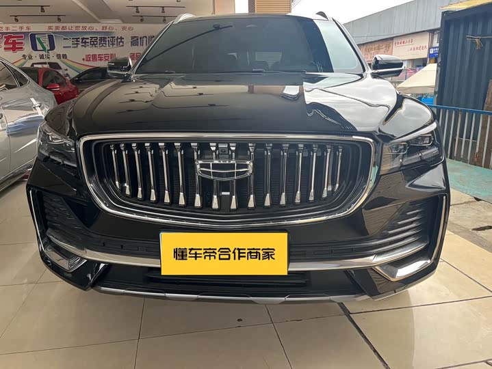 Фото 3 - Geely Monjaro