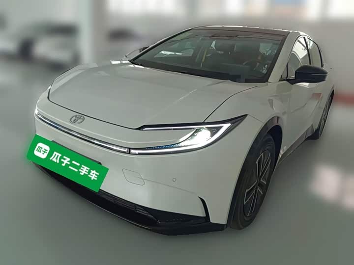 Фото 1 - Toyota bZ5