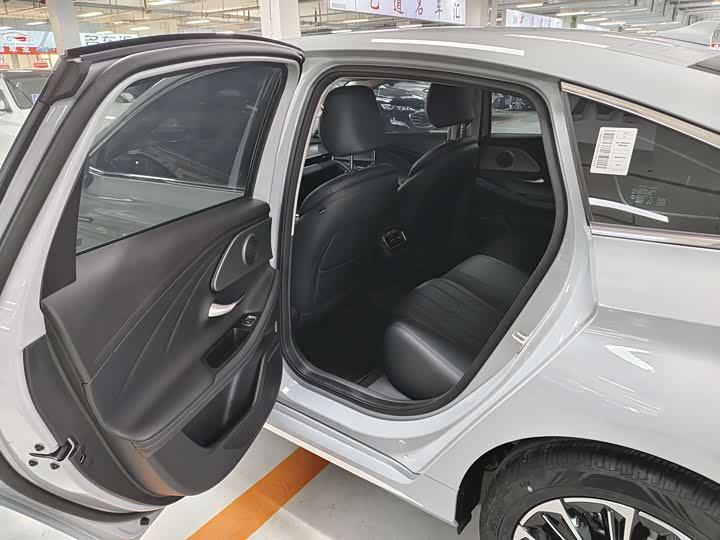Фото 7 - Chery Fulwin A8