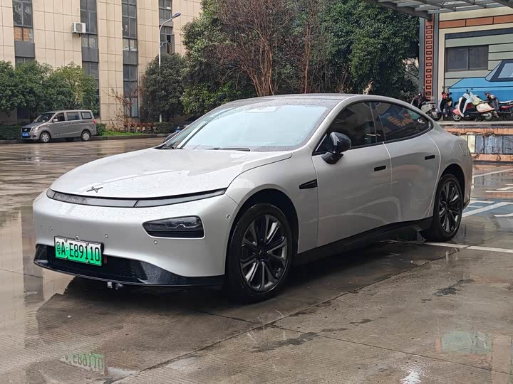 Фото 1 - XPeng P7