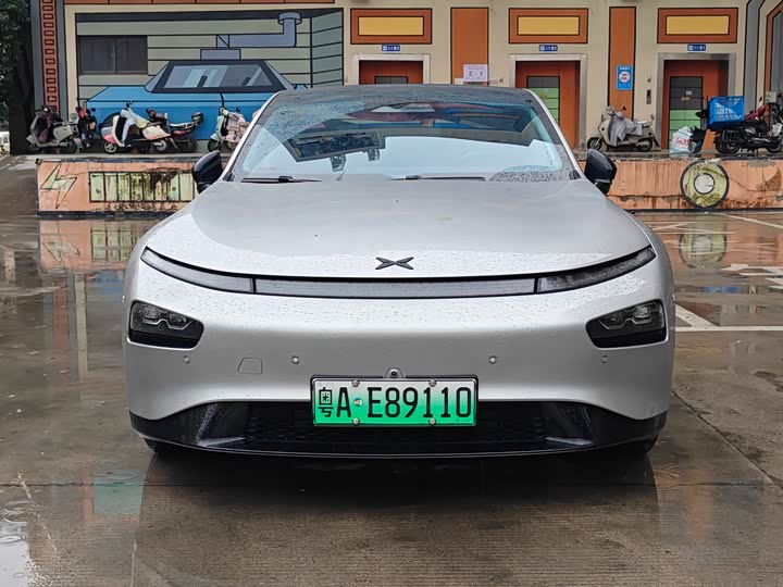 Фото 2 - XPeng P7