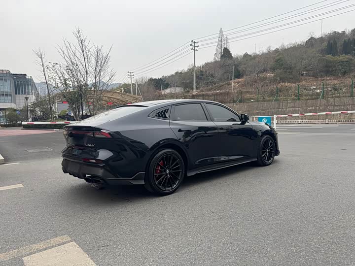 Фото 5 - Changan UNI-V