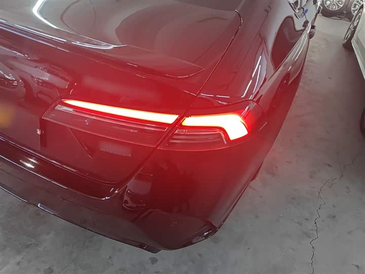 Фото 8 - Honda Inspire