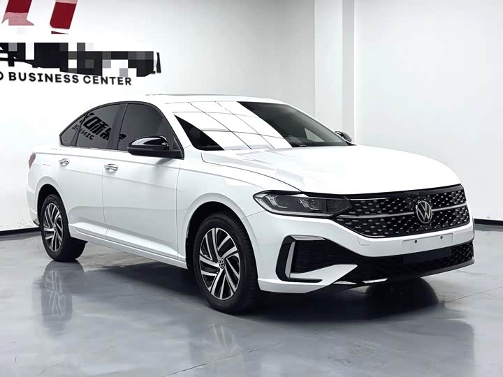 Фото 3 - Volkswagen Lavida