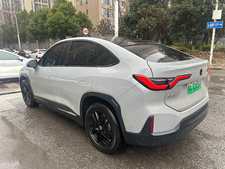 Фото 6 - Nio EC6