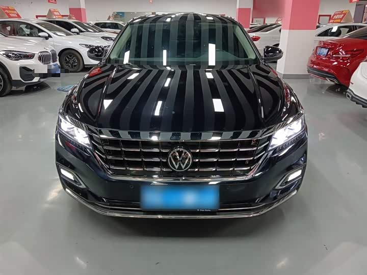 Фото 3 - Volkswagen Passat