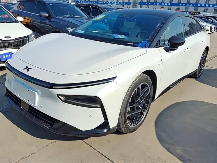 Фото 1 - XPeng F57