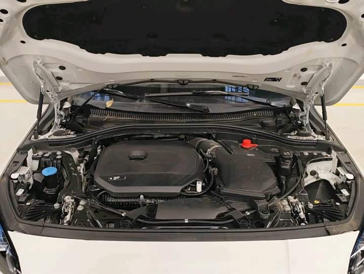 Фото 8 - BMW 2 Series