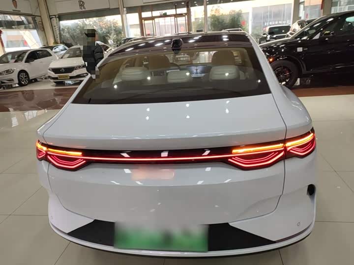 Фото 6 - BYD Qin L