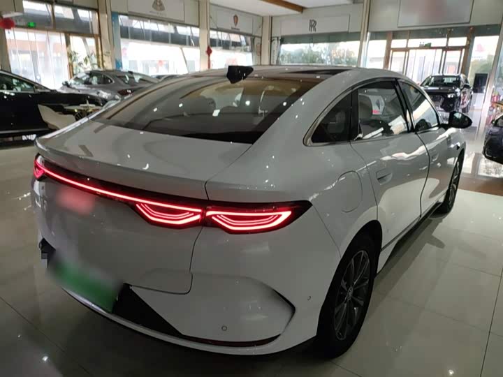 Фото 7 - BYD Qin L