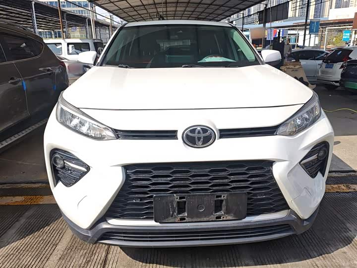 Фото 3 - Toyota Wildlander