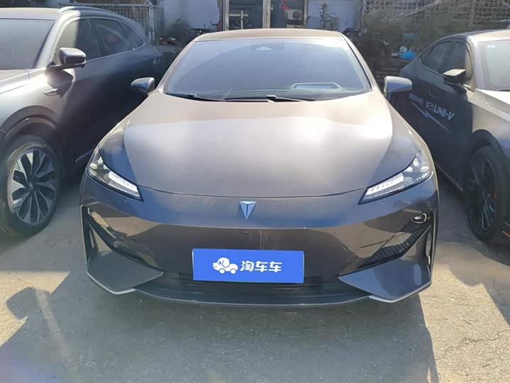 Фото 2 - Changan Deepal SL03