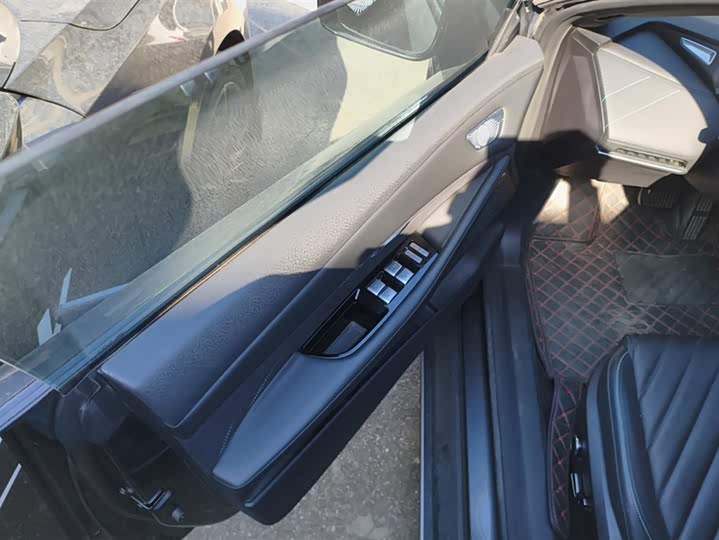 Фото 7 - Changan Deepal SL03