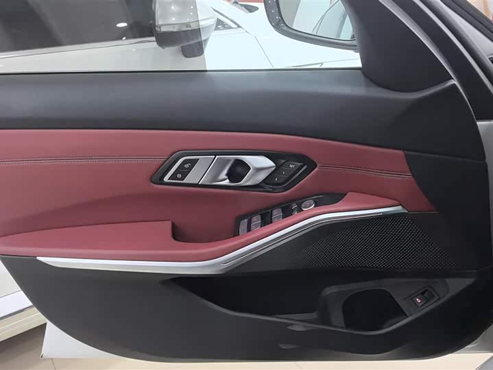 Фото 7 - BMW 3 Series