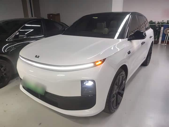 Фото 2 - LiXiang L6