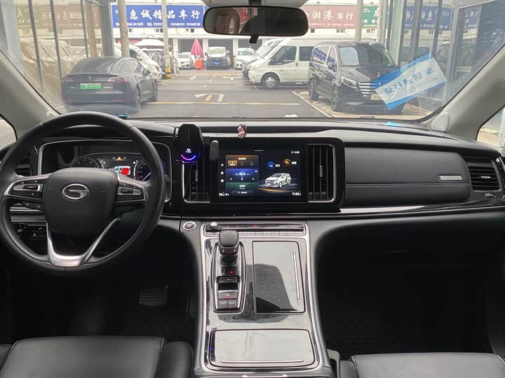 Фото 7 - GAC Trumpchi M8
