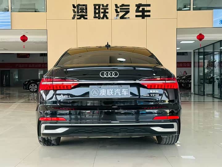 Фото 8 - Audi A6L