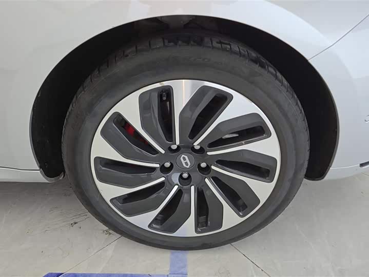 Фото 6 - Aito M5