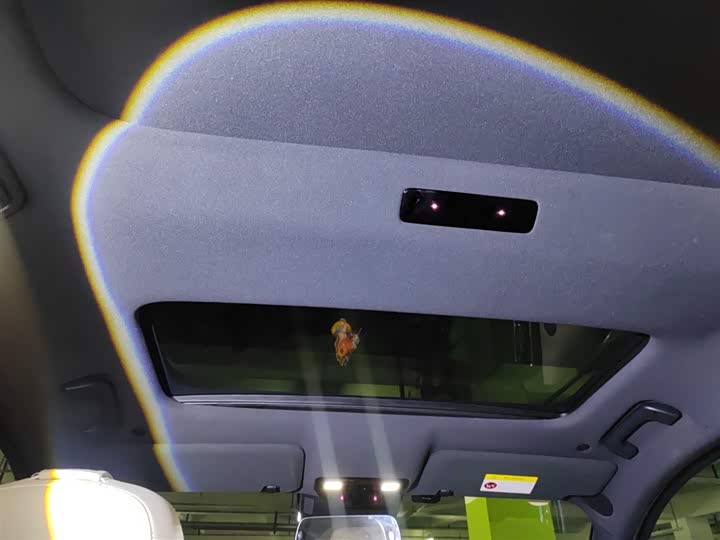 Фото 9 - LiXiang L8