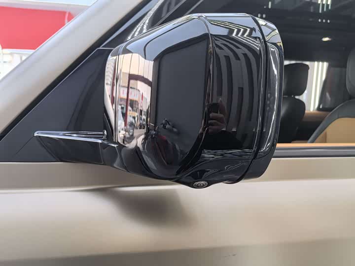 Фото 6 - Land Rover Defender