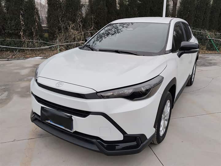 Фото 1 - Toyota Frontlander