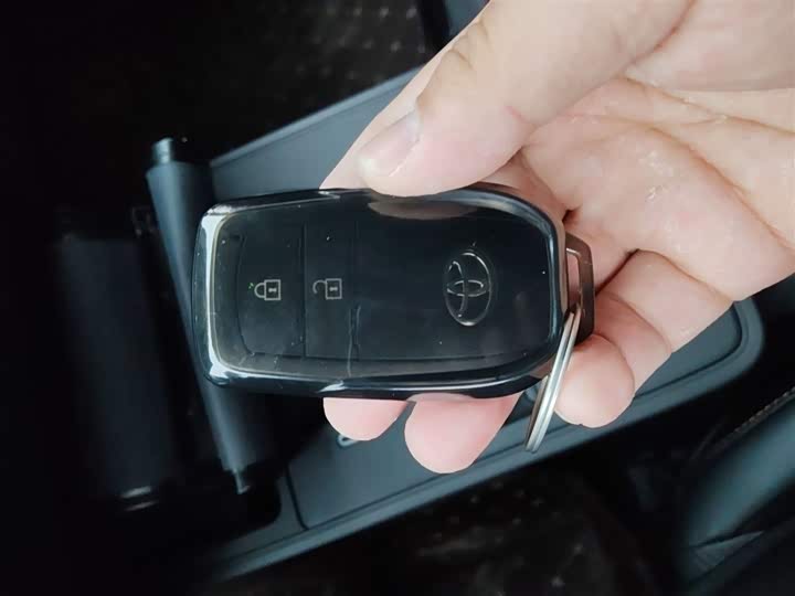 Фото 9 - Toyota Frontlander