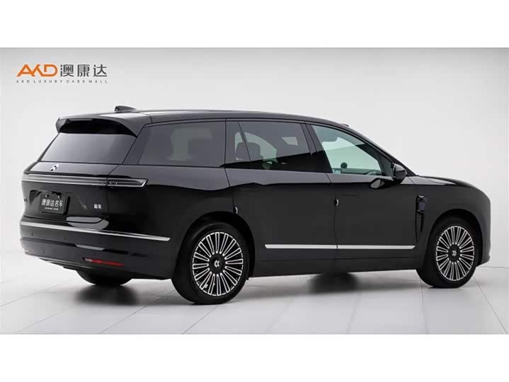 Фото 3 - Nio ES8