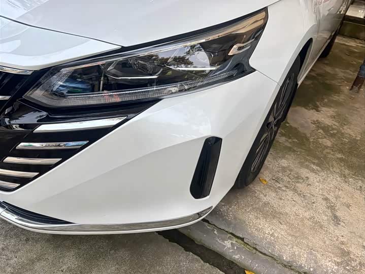 Фото 2 - Nissan Teana