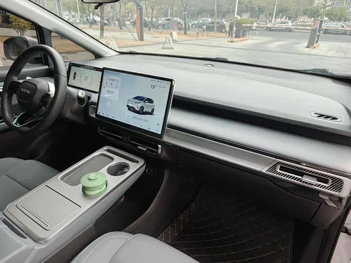 Фото 4 - GAC Aion Y