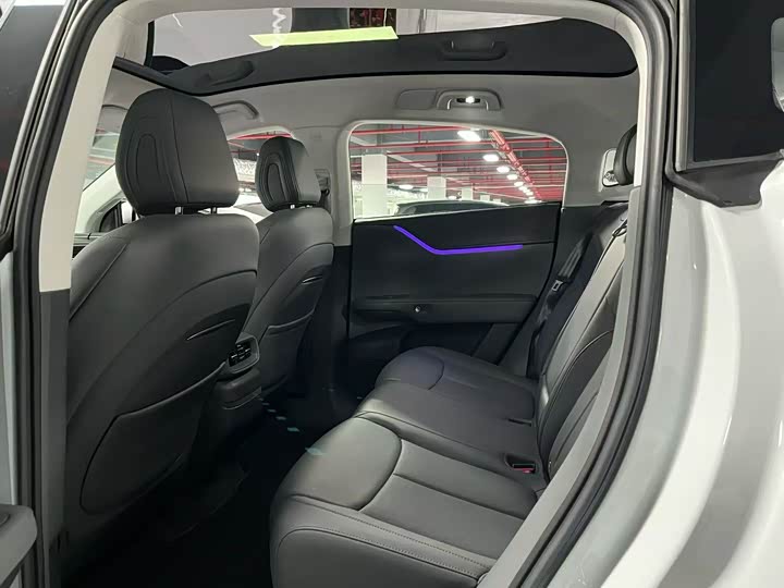 Фото 4 - XPeng G6