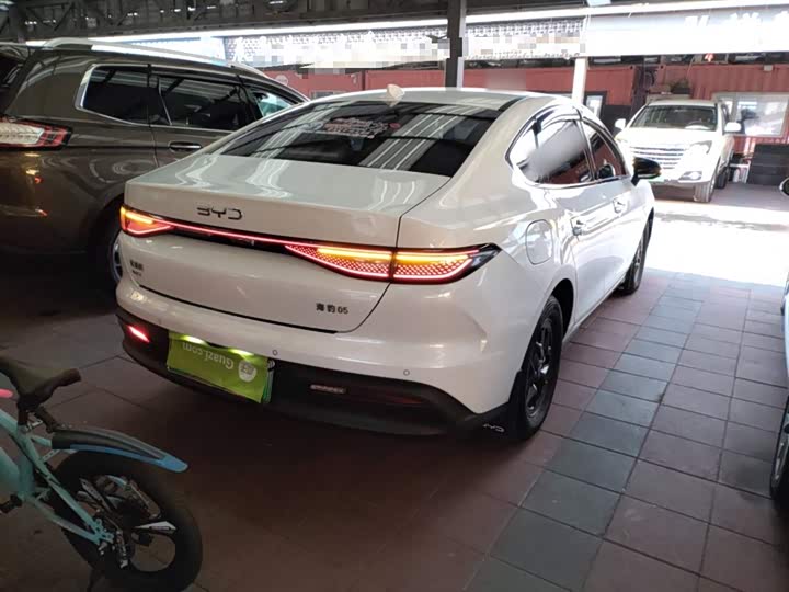 Фото 7 - BYD Seal 05 DM-i Hybrid