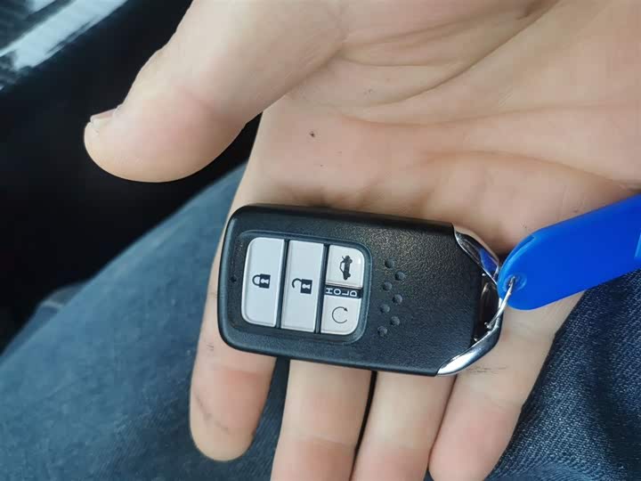 Фото 9 - Honda Civic