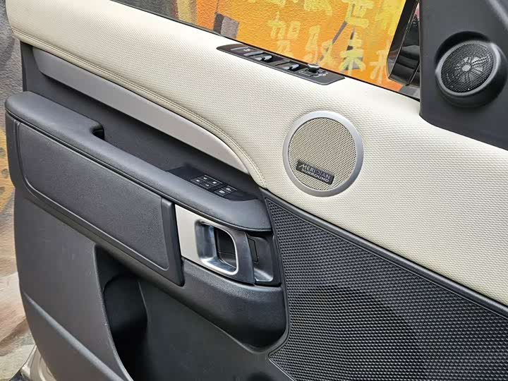 Фото 7 - Land Rover Discovery