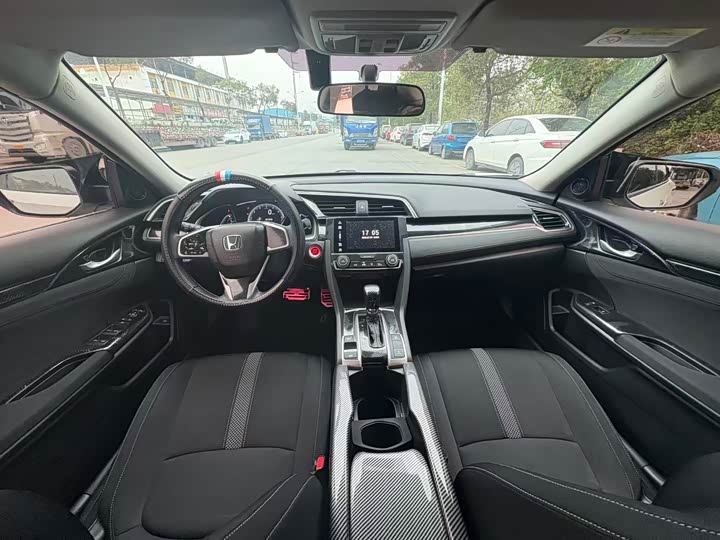 Фото 5 - Honda Civic