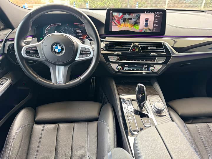 Фото 8 - BMW 6 Series GT