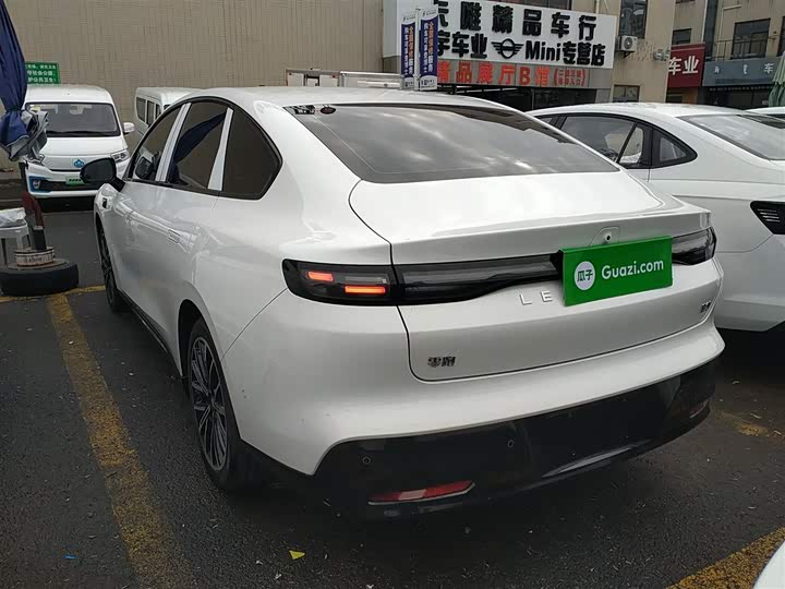 Фото 5 - Leapmotor B01